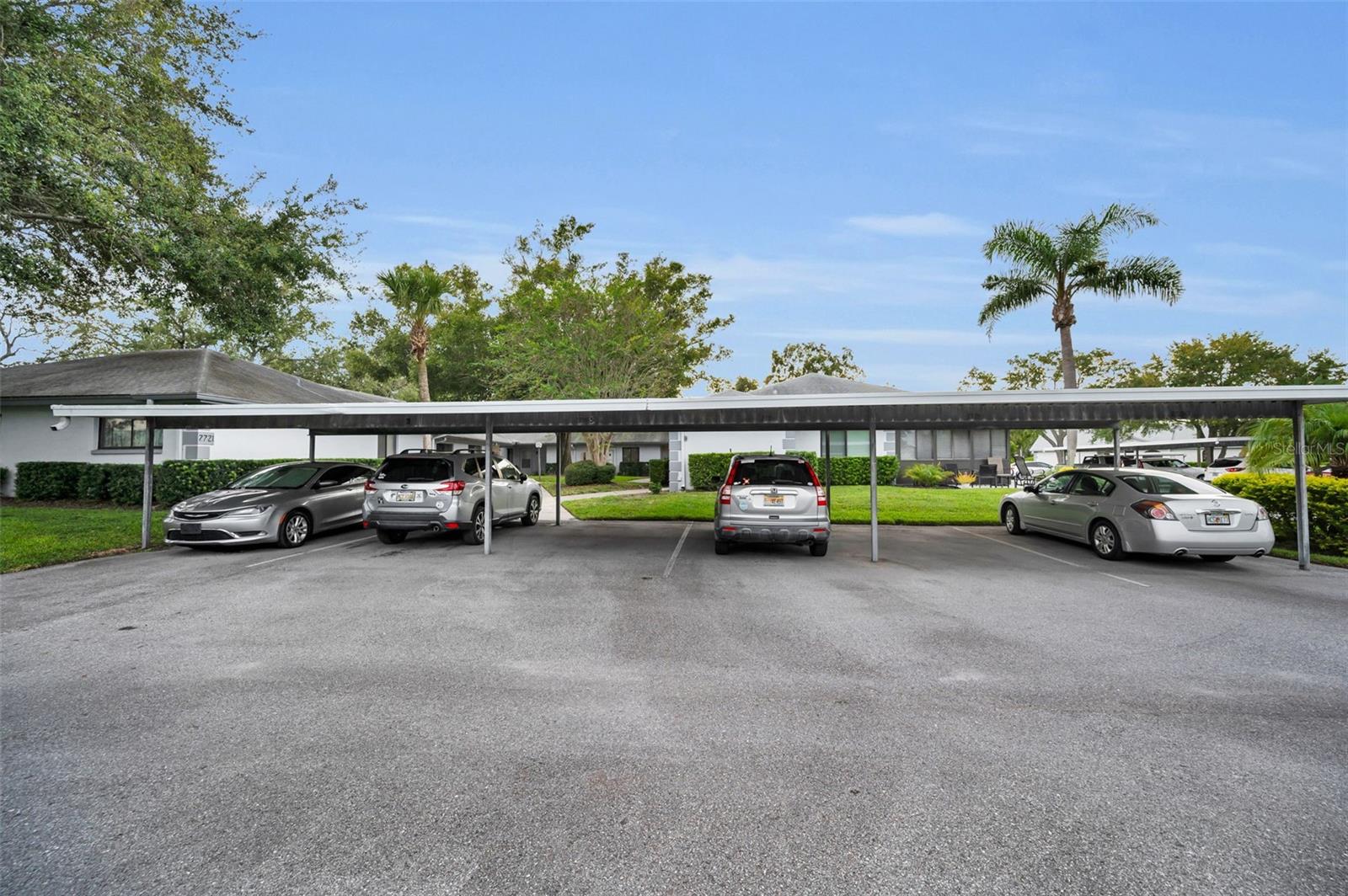 Image 47 of 82 For 2721 Countryside Boulevard 105