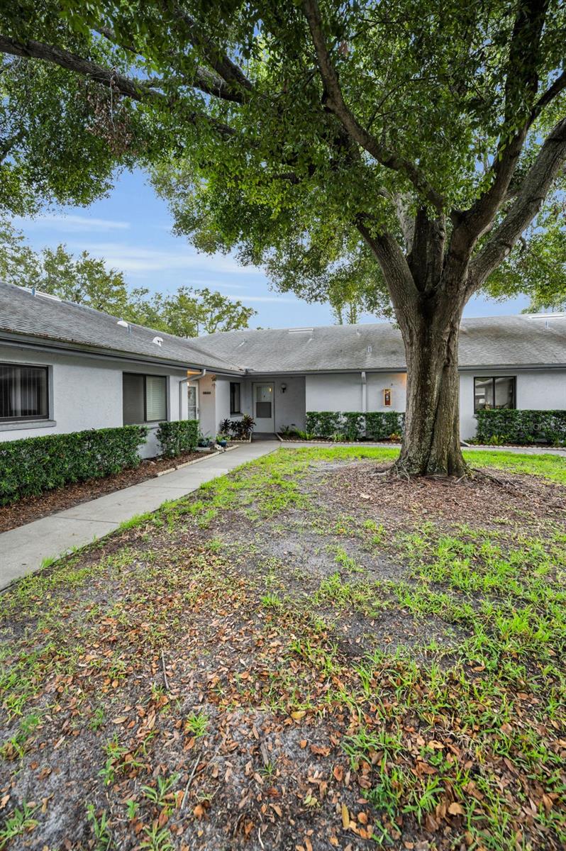 Image 5 of 82 For 2721 Countryside Boulevard 105