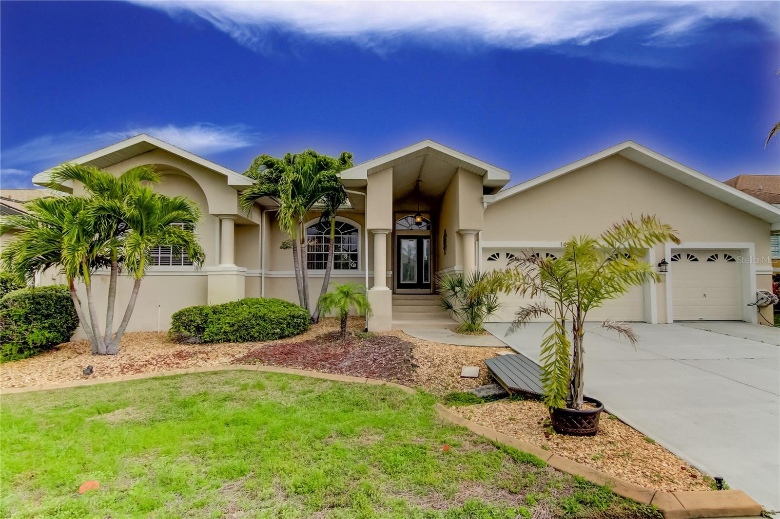 Details for 1421 Beach Club Lane, APOLLO BEACH, FL 33572