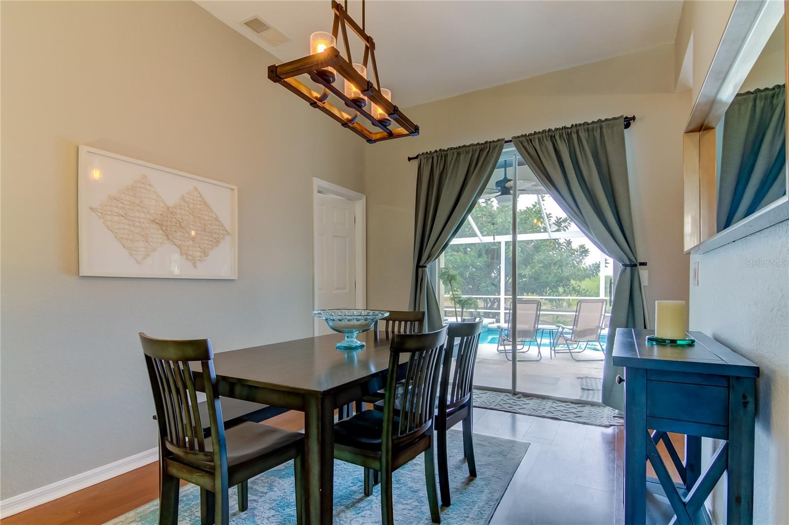 Image 10 of 64 For 1421 Beach Club Lane