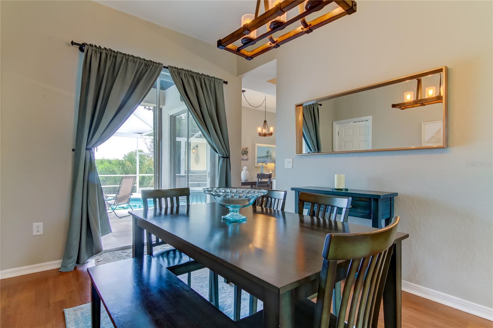 Image 11 of 64 For 1421 Beach Club Lane