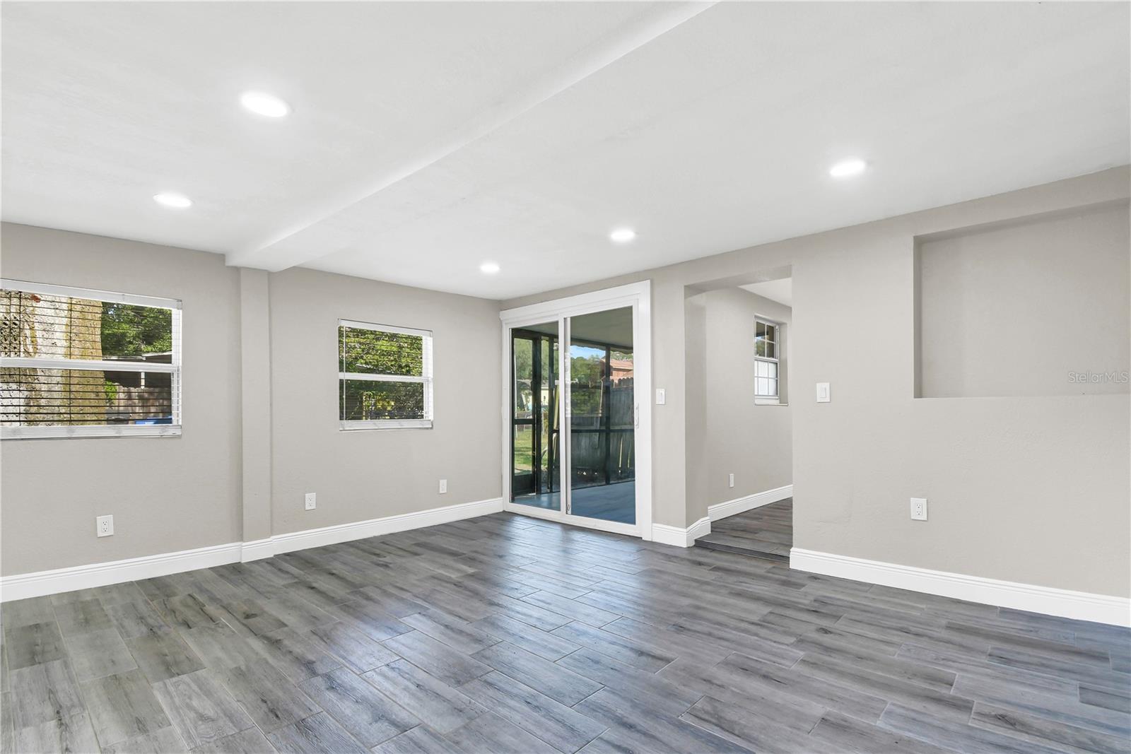 Image 14 of 23 For 7614 Alvina Street