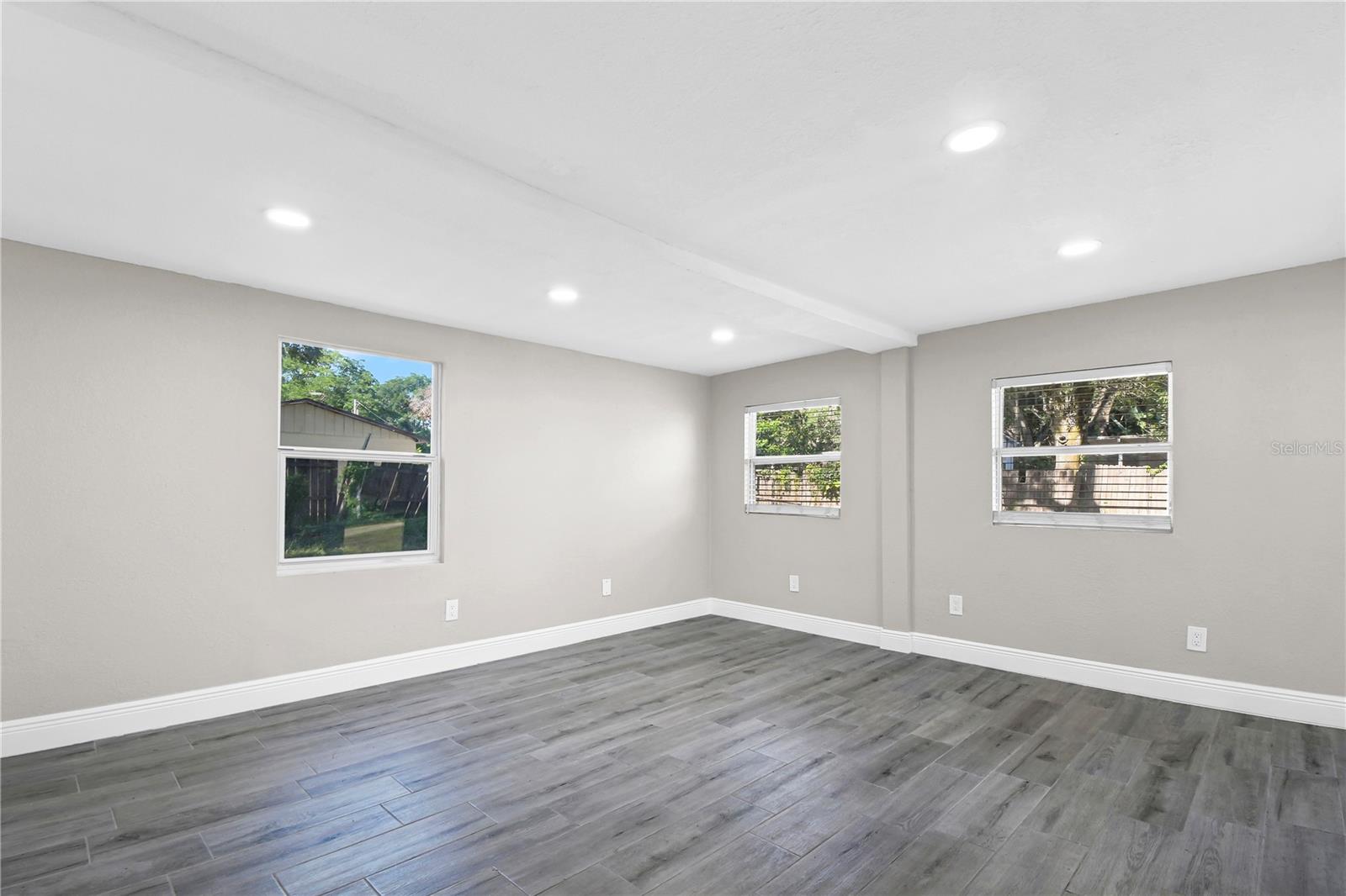 Image 19 of 23 For 7614 Alvina Street