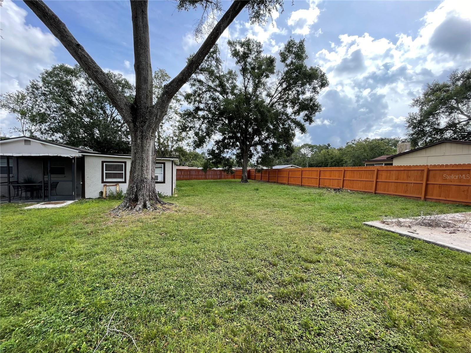 Image 21 of 23 For 7614 Alvina Street
