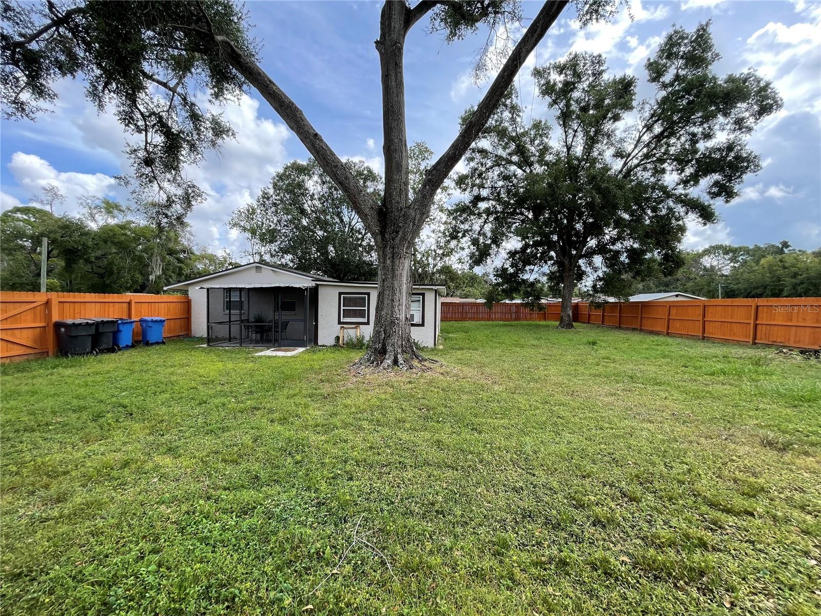 Image 22 of 23 For 7614 Alvina Street