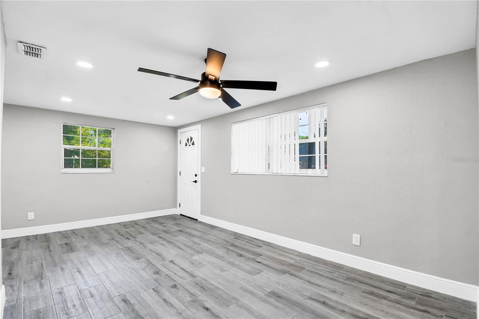 Image 8 of 23 For 7614 Alvina Street