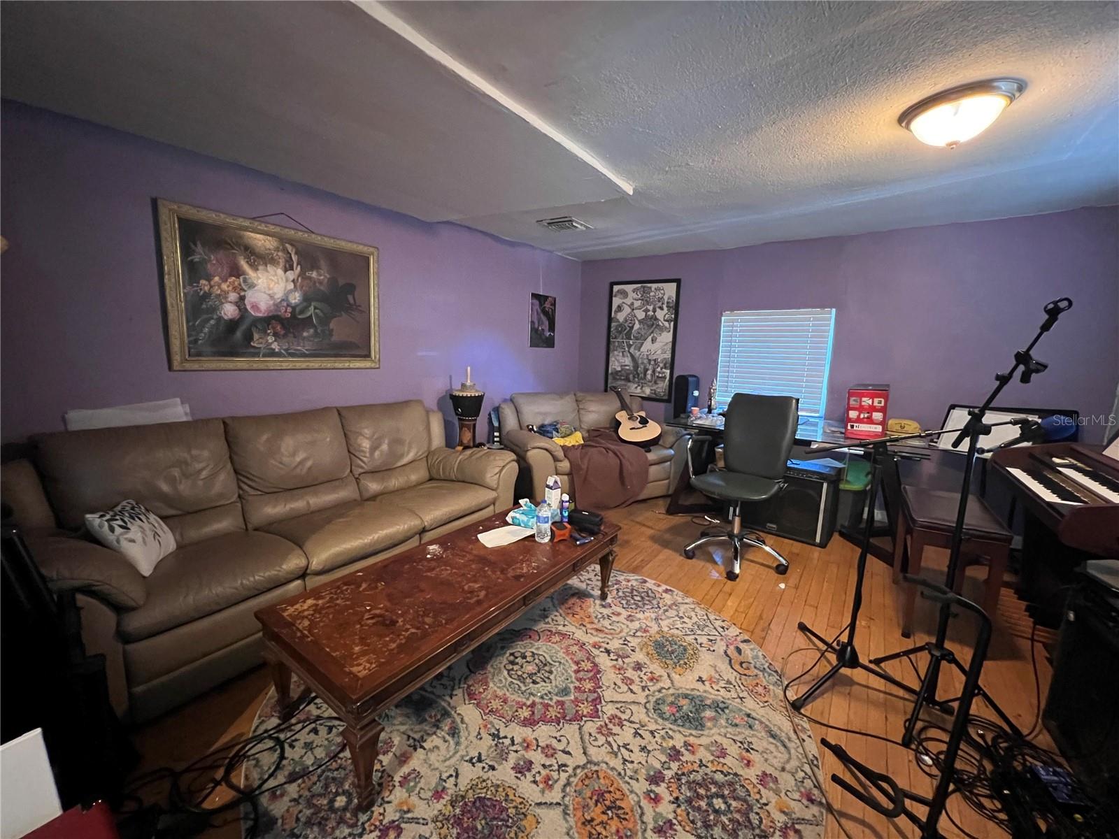 Image 3 of 10 For 8106 Brooks Street