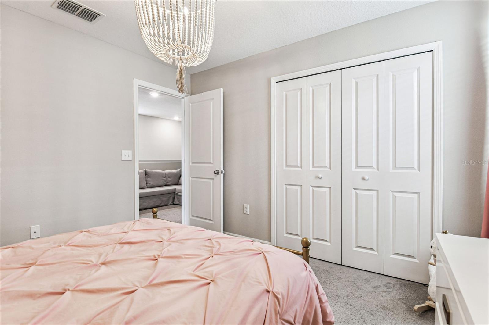 Image 37 of 77 For 7419 Evening Primrose Court