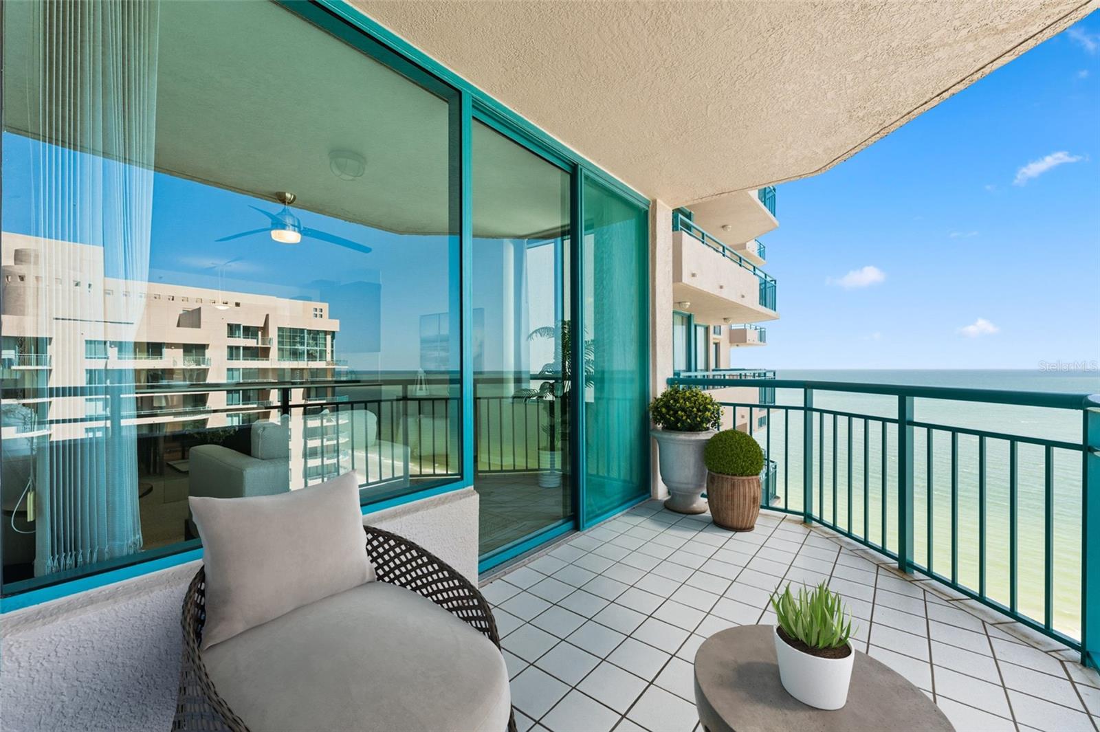 Image 19 of 50 For 1540 Gulf Boulevard 1805