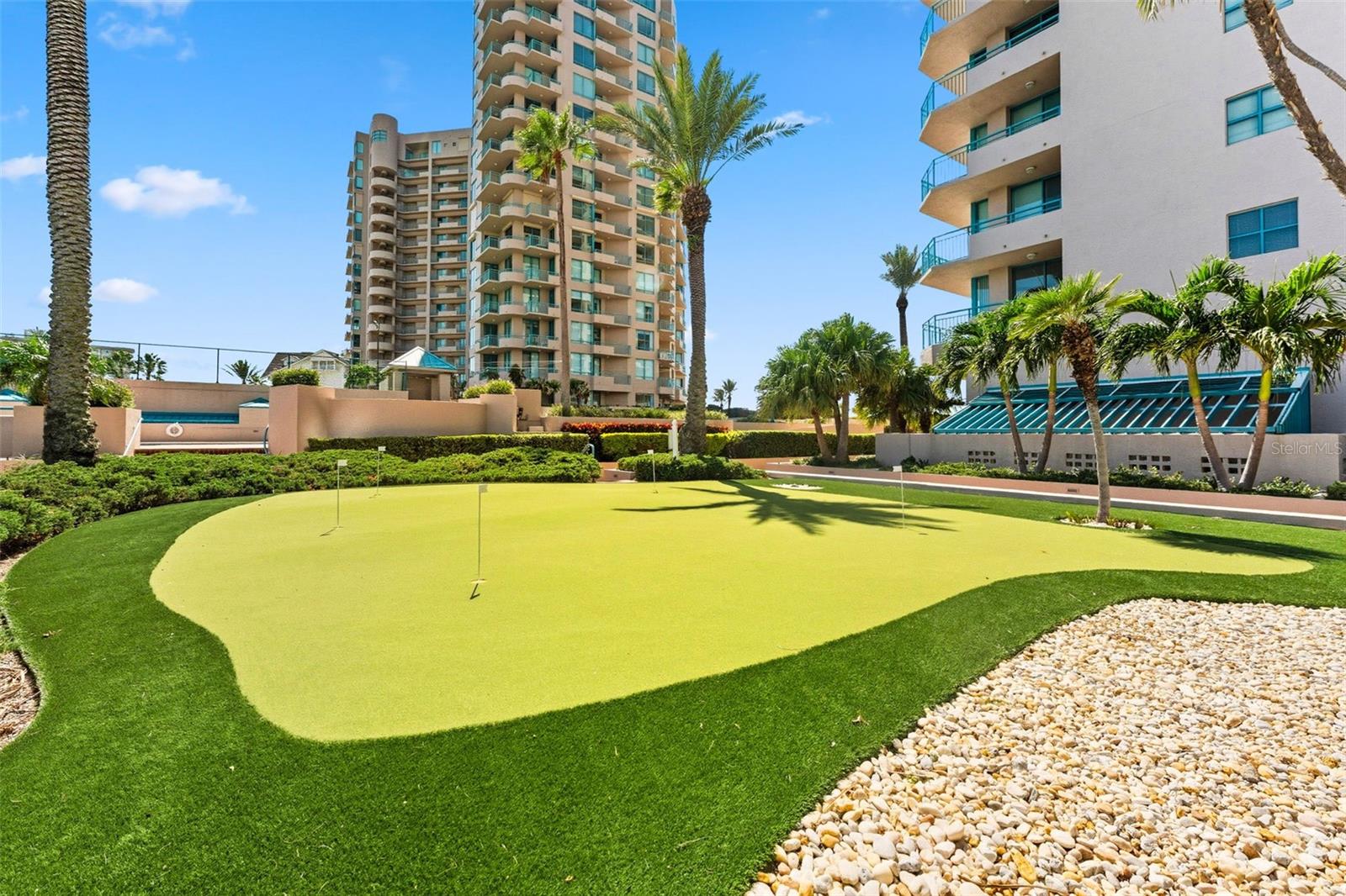 Image 23 of 50 For 1540 Gulf Boulevard 1805