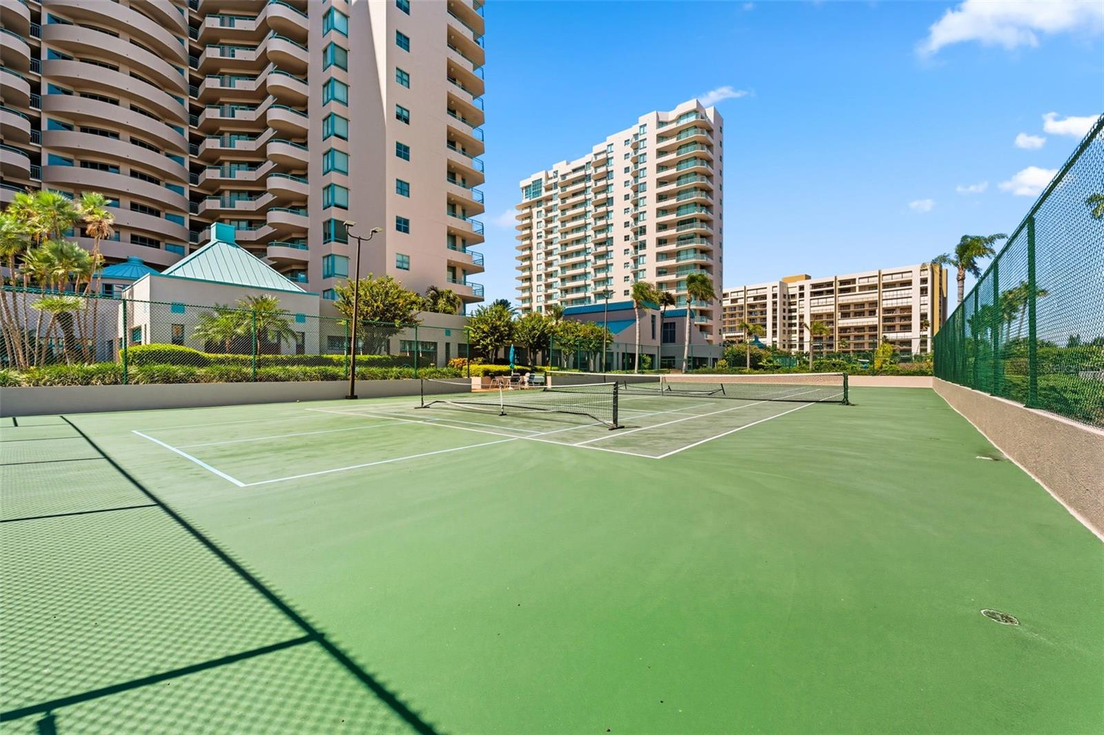 Image 26 of 50 For 1540 Gulf Boulevard 1805