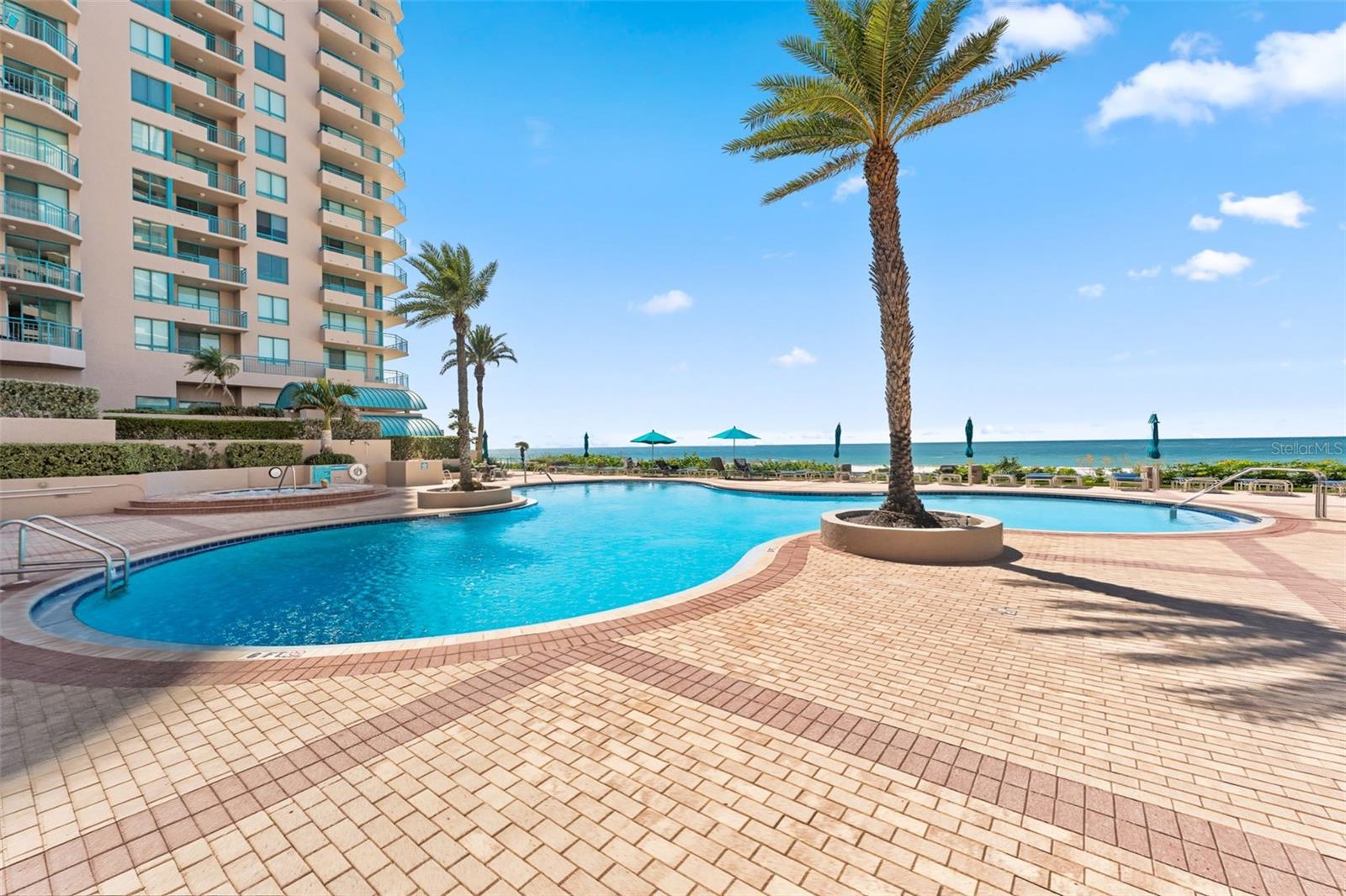 Image 32 of 50 For 1540 Gulf Boulevard 1805