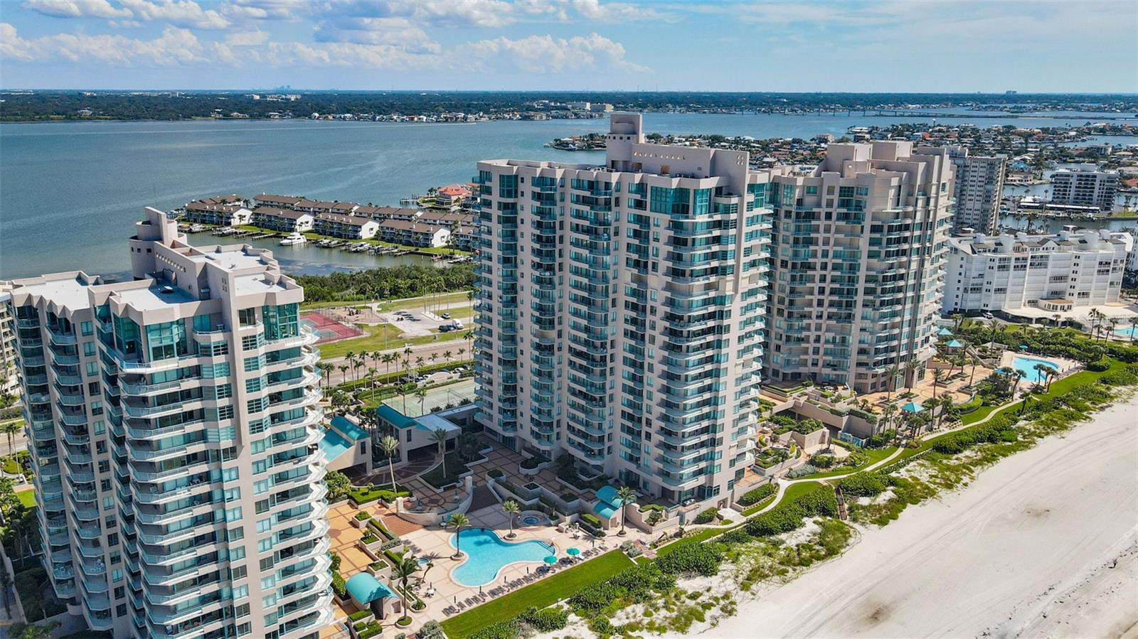 Image 37 of 50 For 1540 Gulf Boulevard 1805