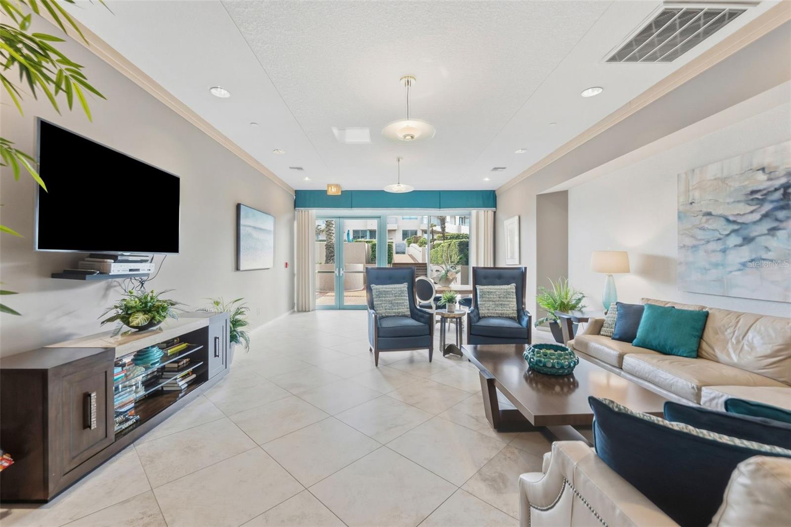 Image 53 of 68 For 1540 Gulf Boulevard 1805