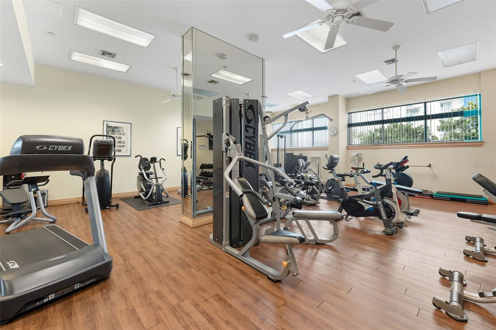 Image 62 of 68 For 1540 Gulf Boulevard 1805