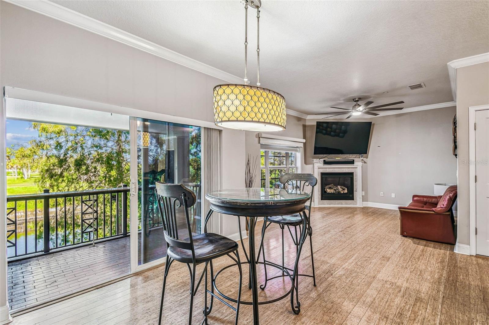 Image 11 of 44 For 6533 Channelside Drive