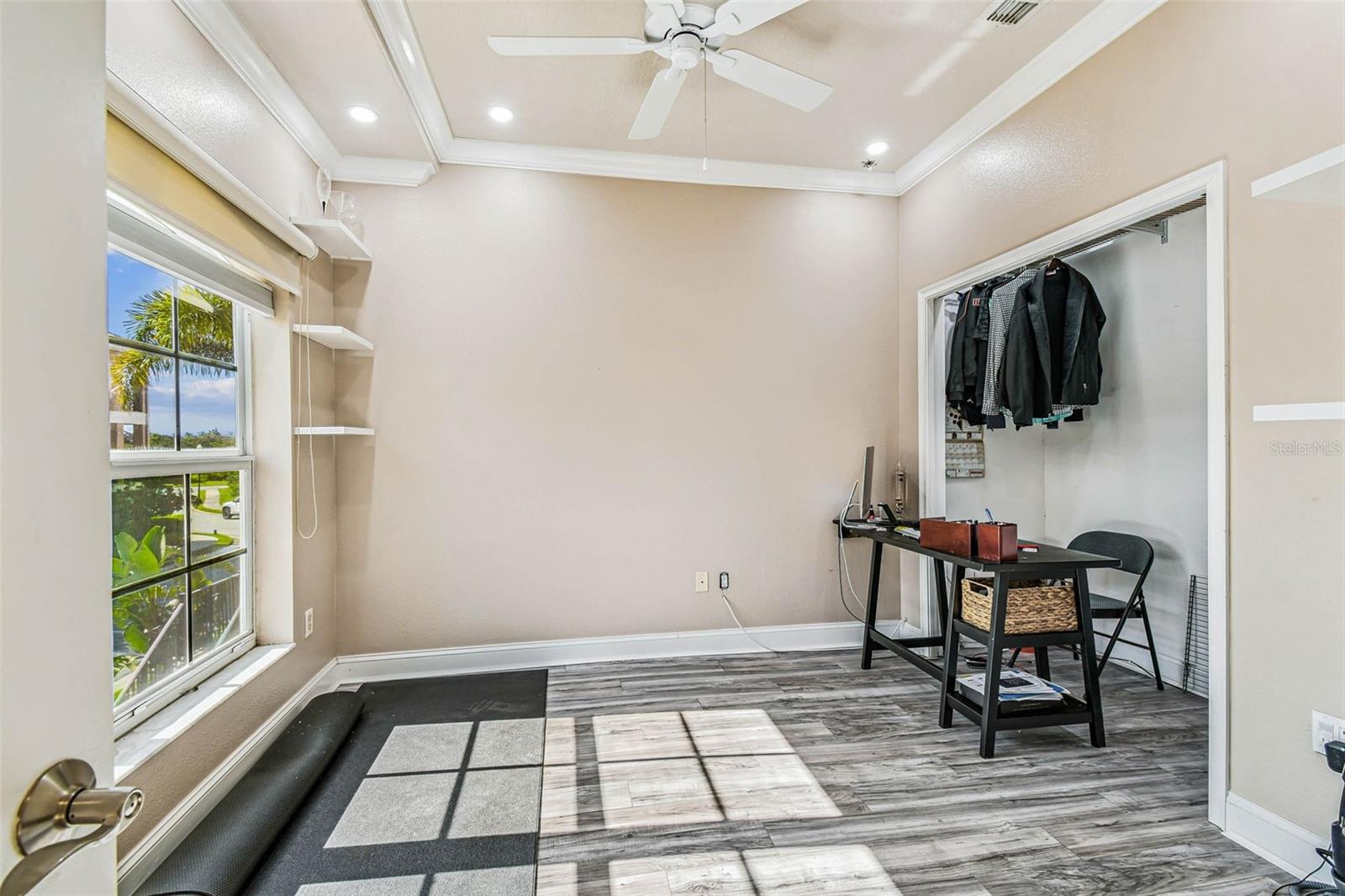 Image 15 of 44 For 6533 Channelside Drive