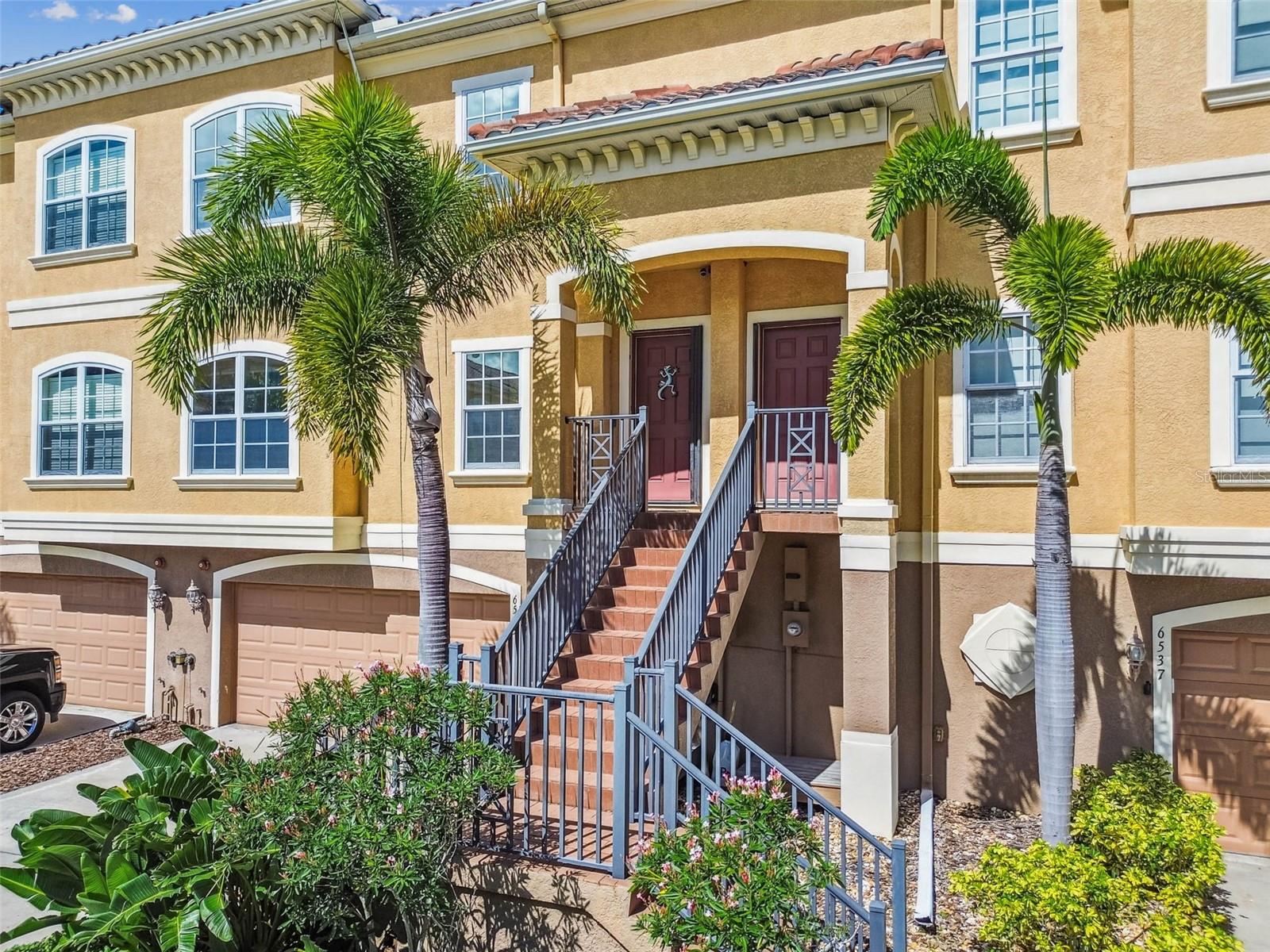 Image 39 of 44 For 6533 Channelside Drive