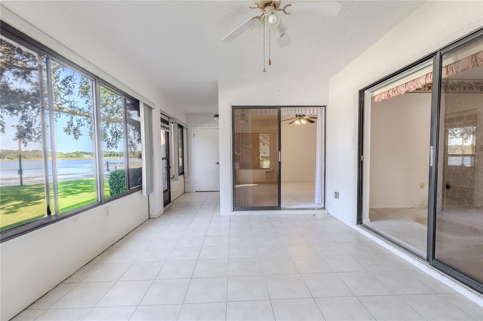 Image 4 of 51 For 2040 Lakeview Drive 101