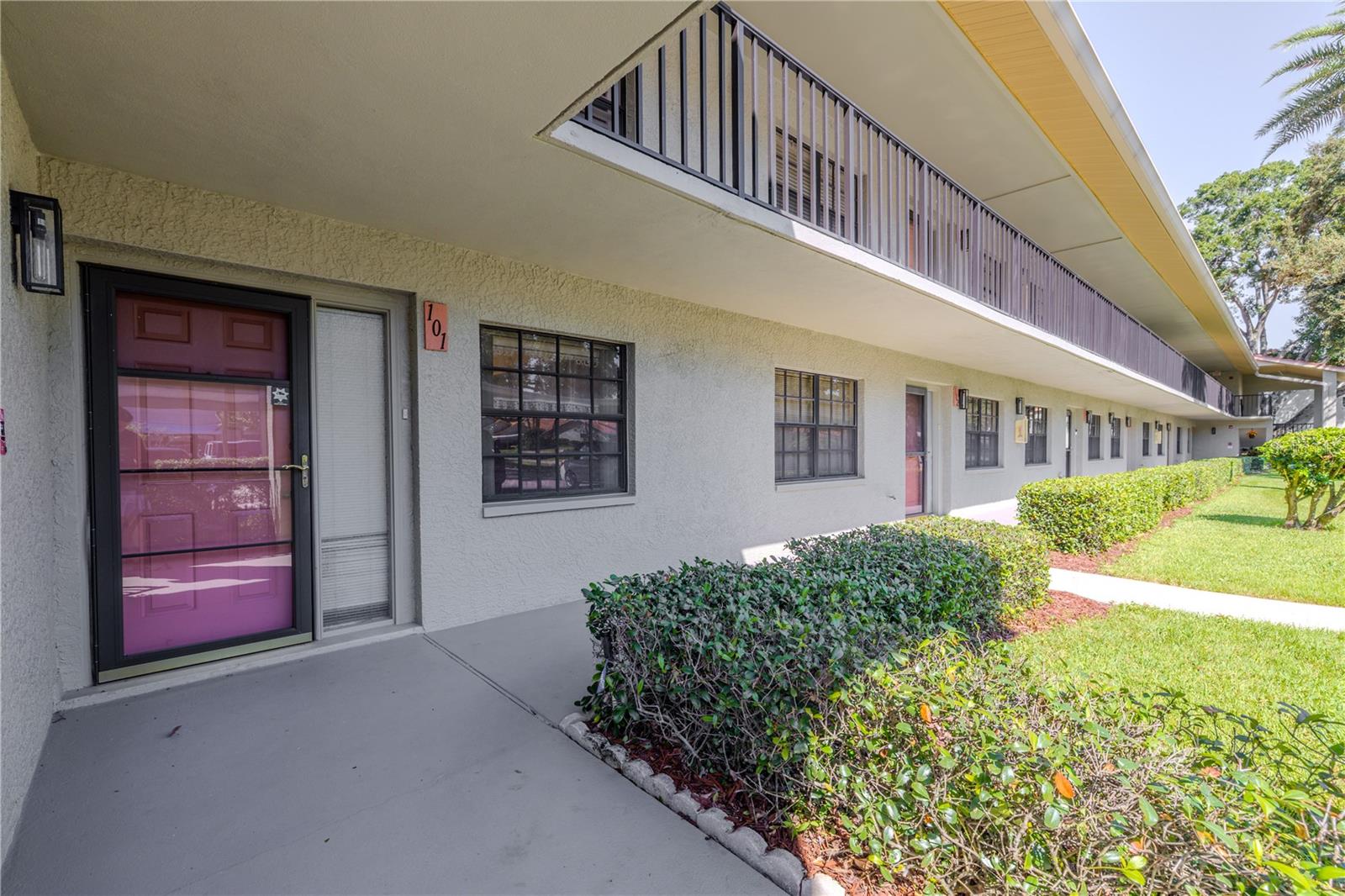 Image 49 of 51 For 2040 Lakeview Drive 101