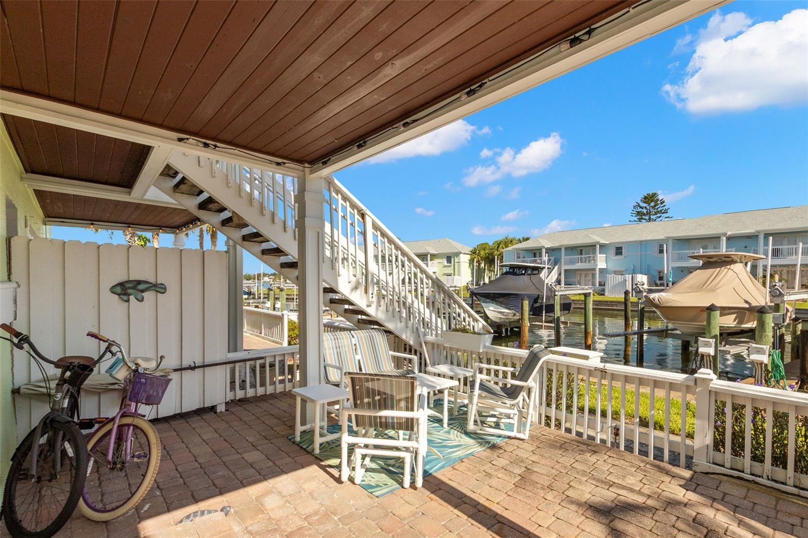 Image 16 of 45 For 5243 Beach Drive Se B