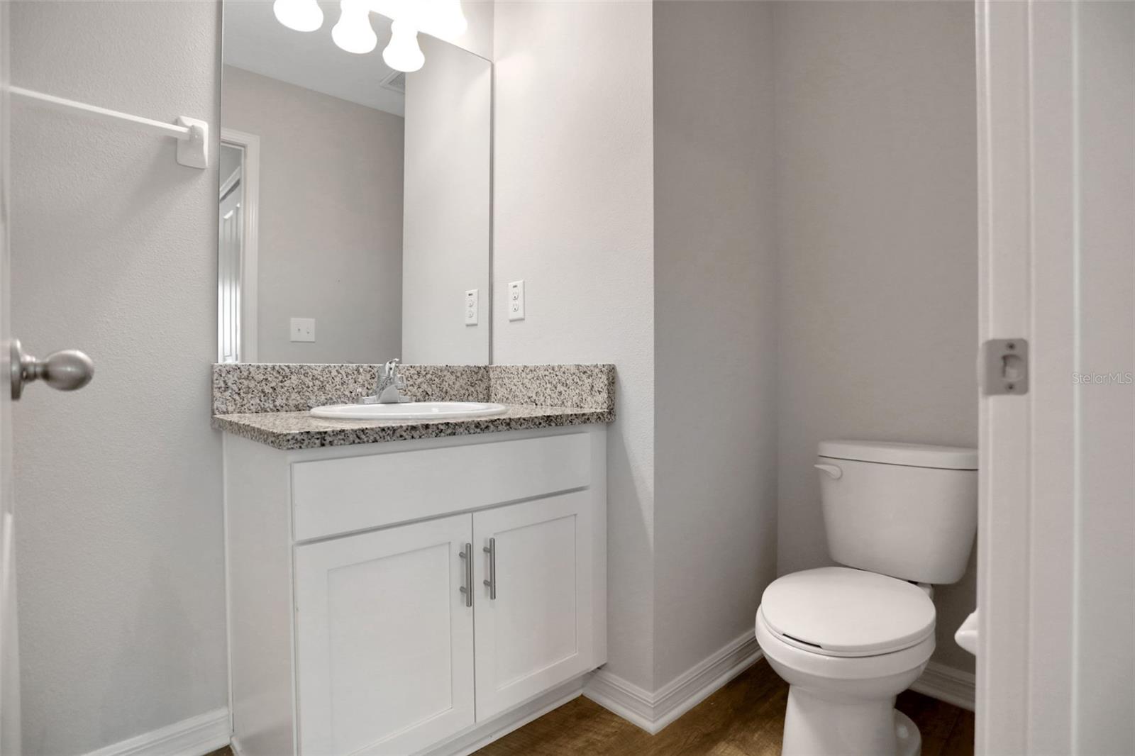 Image 18 of 30 For 3006 Thelma Street 1-2