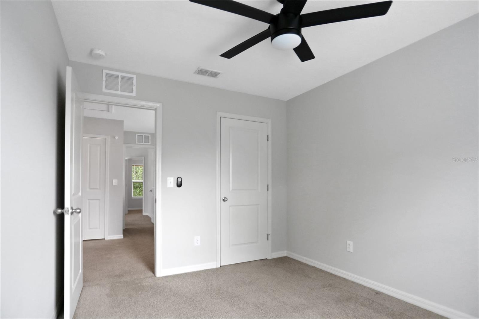 Image 19 of 30 For 3006 Thelma Street 1-2