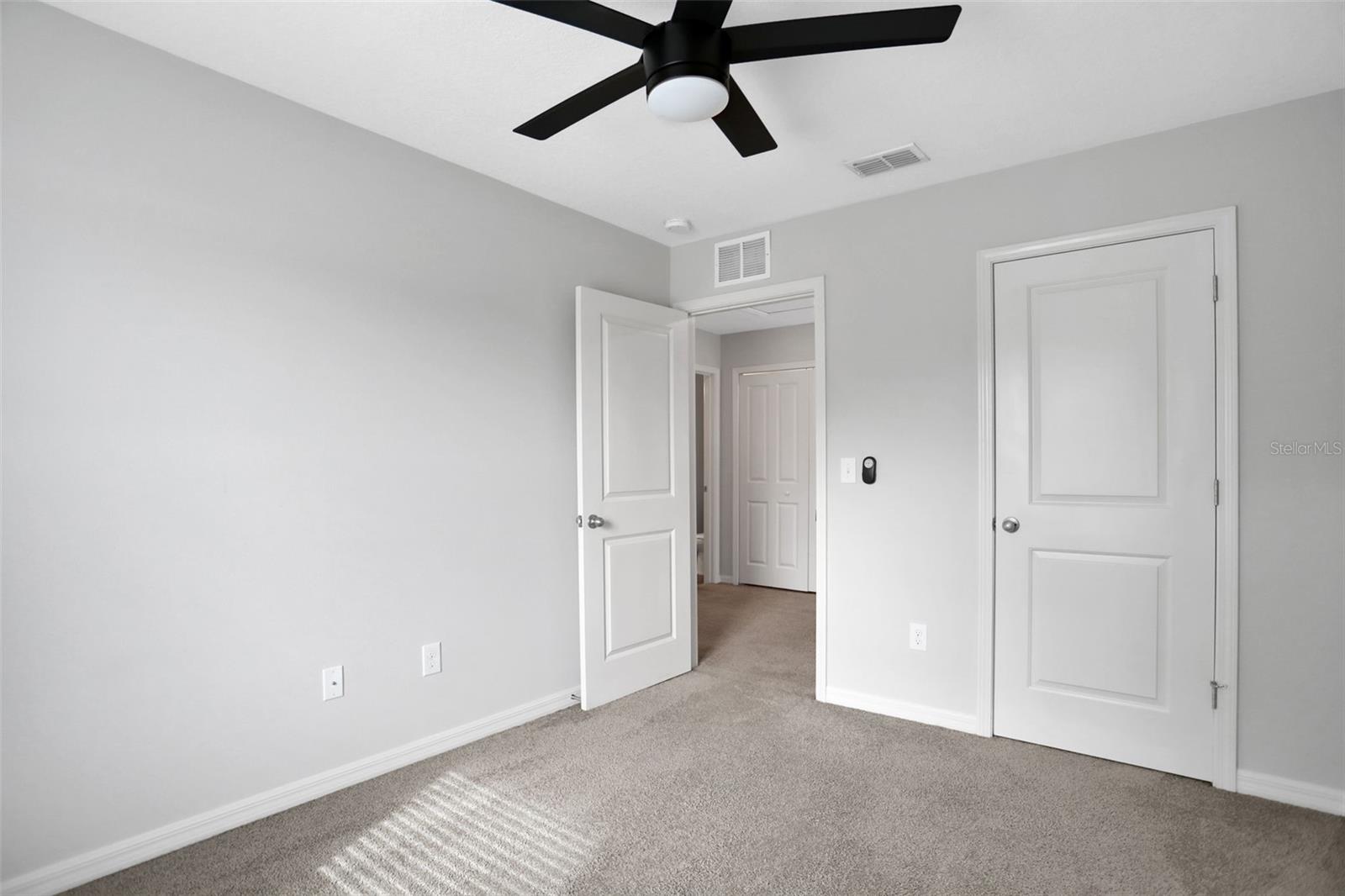 Image 21 of 30 For 3006 Thelma Street 1-2