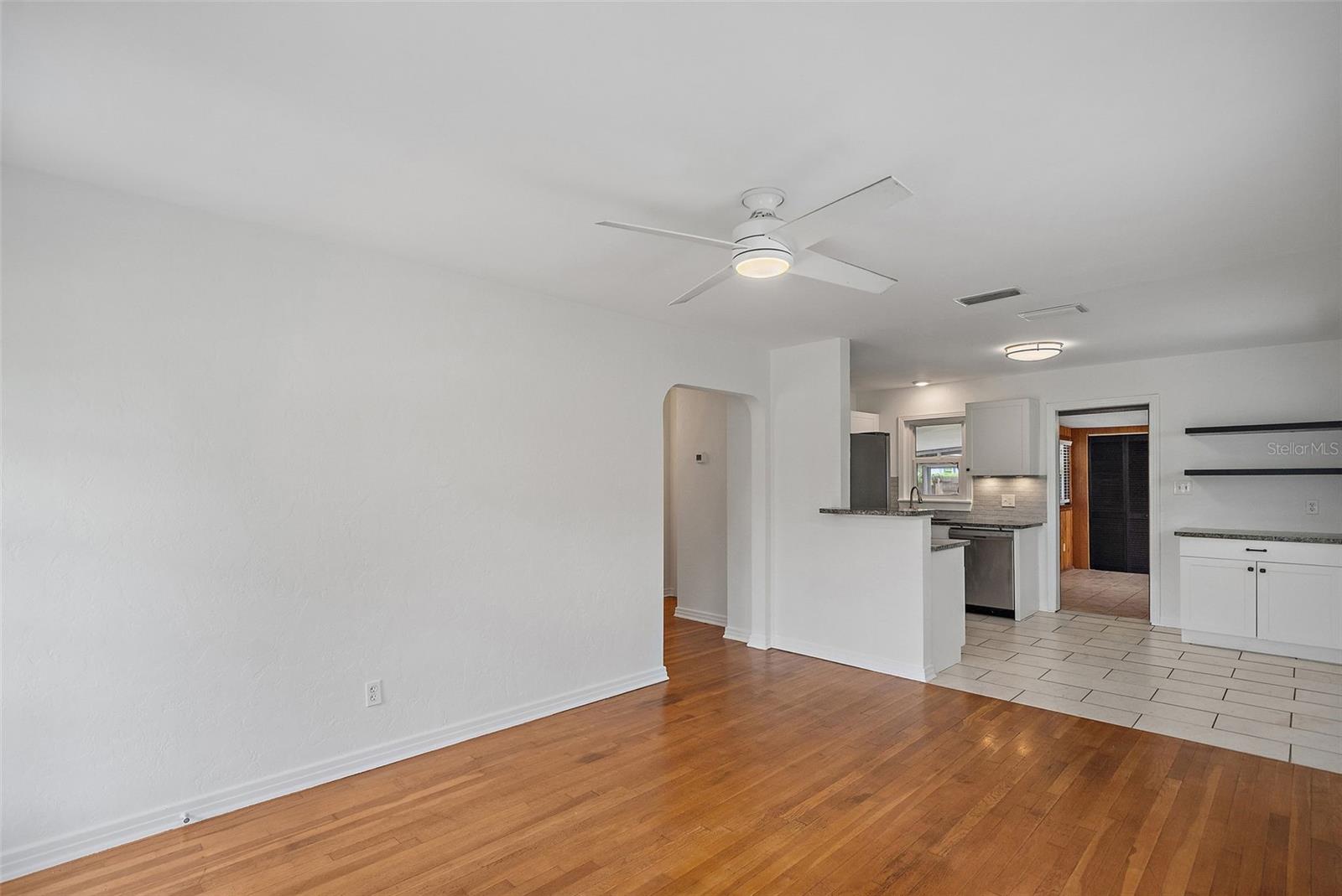 Image 10 of 34 For 4635 2nd Avenue N