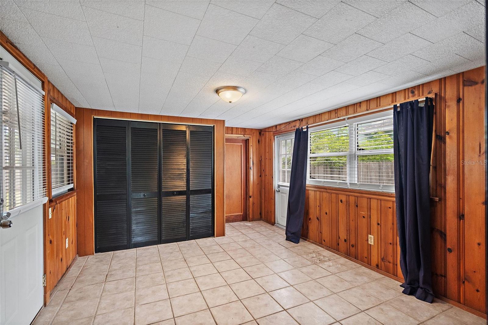 Image 15 of 34 For 4635 2nd Avenue N
