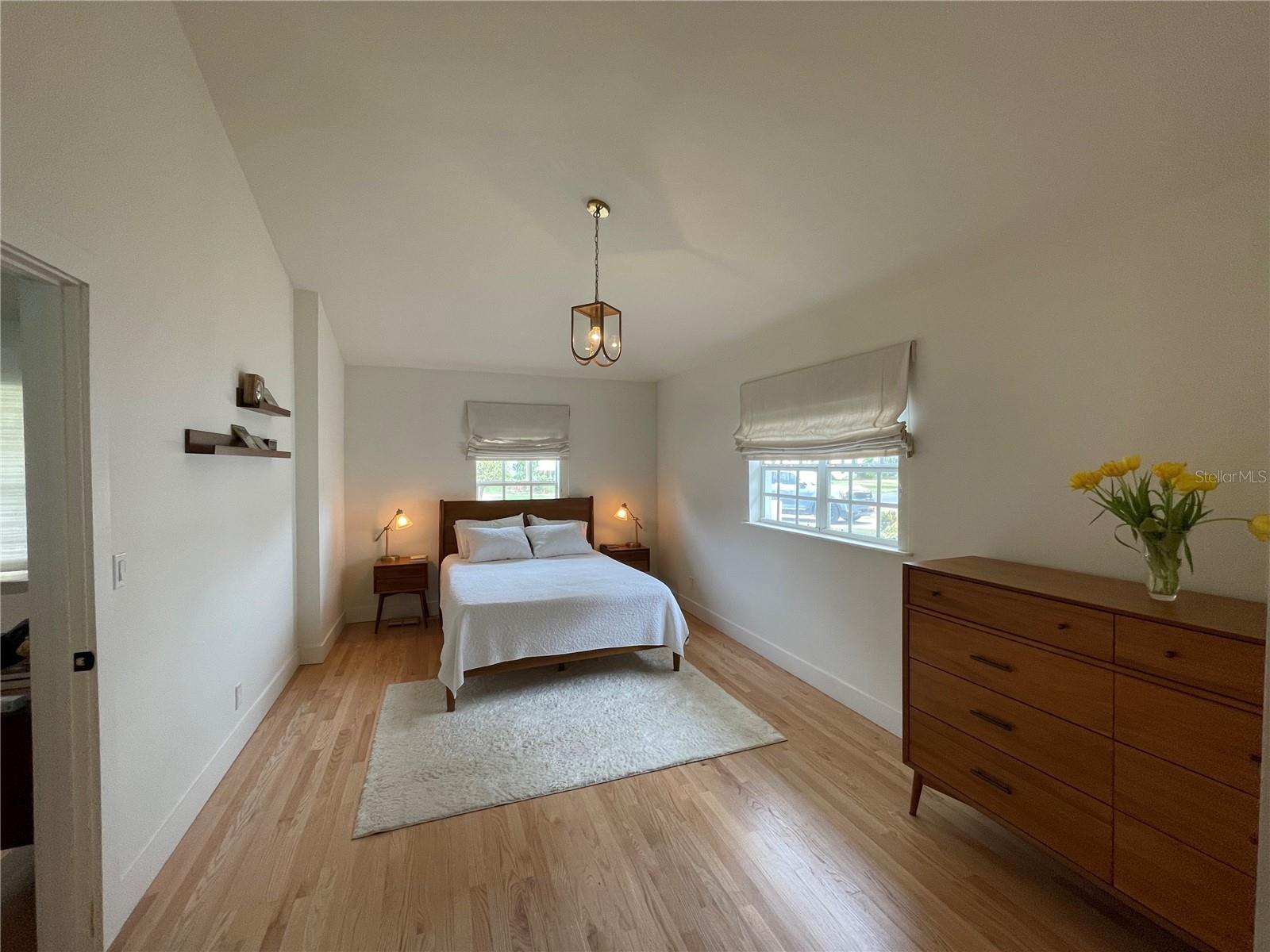 Image 8 of 16 For 3912 San Miguel Street