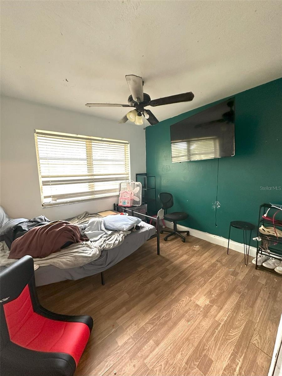 Image 11 of 14 For 6354 Cranbrook Court