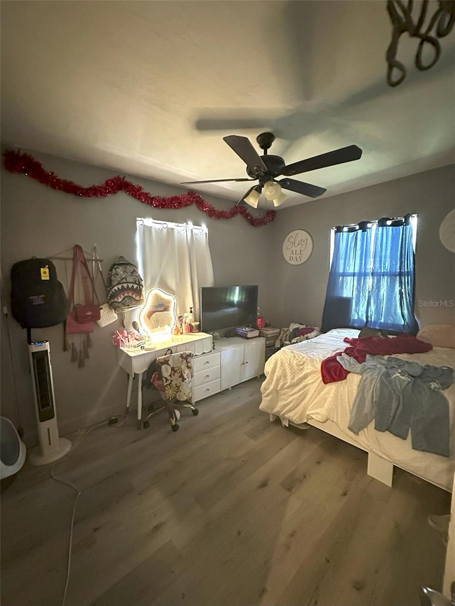 Image 4 of 9 For 6354 Cranbrook Court