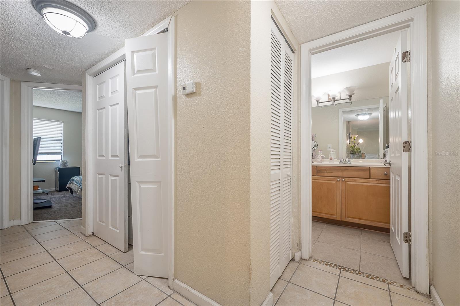 Image 13 of 31 For 12261 Sailwinds Drive 103