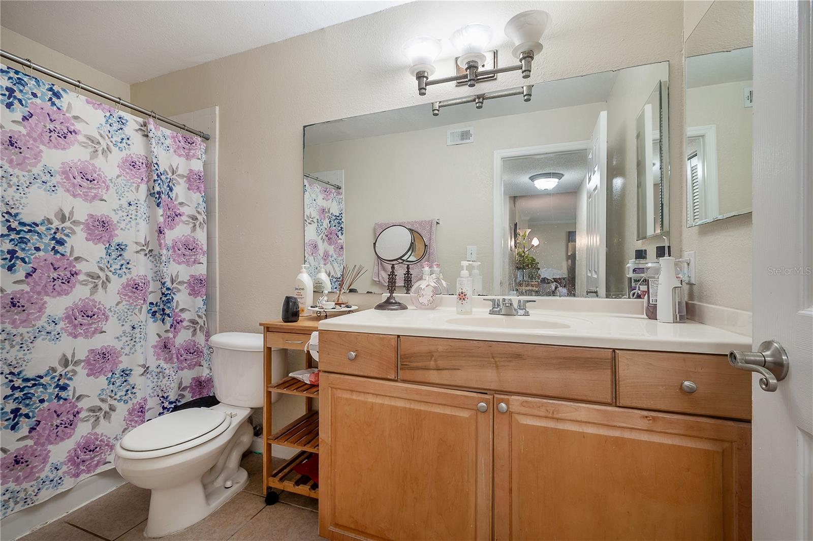 Image 18 of 31 For 12261 Sailwinds Drive 103