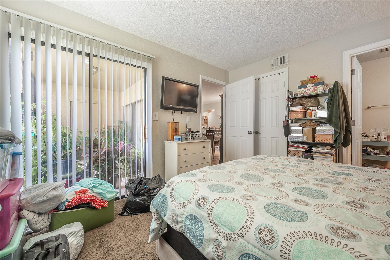 Image 21 of 31 For 12261 Sailwinds Drive 103