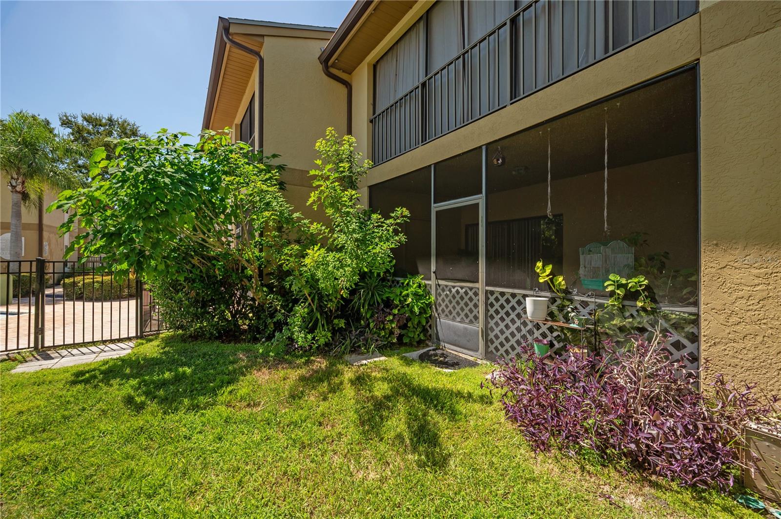 Image 26 of 31 For 12261 Sailwinds Drive 103
