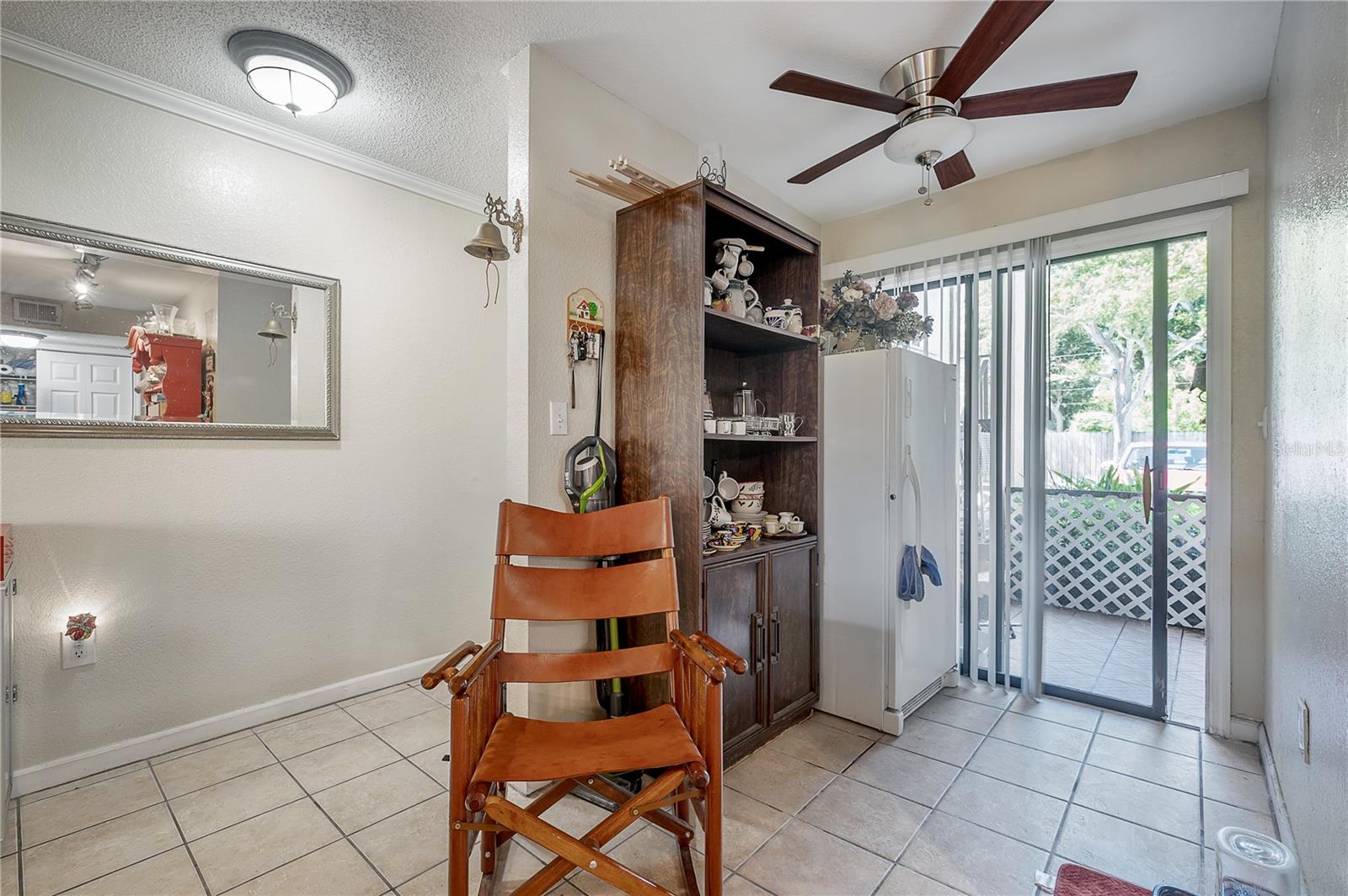 Image 6 of 31 For 12261 Sailwinds Drive 103