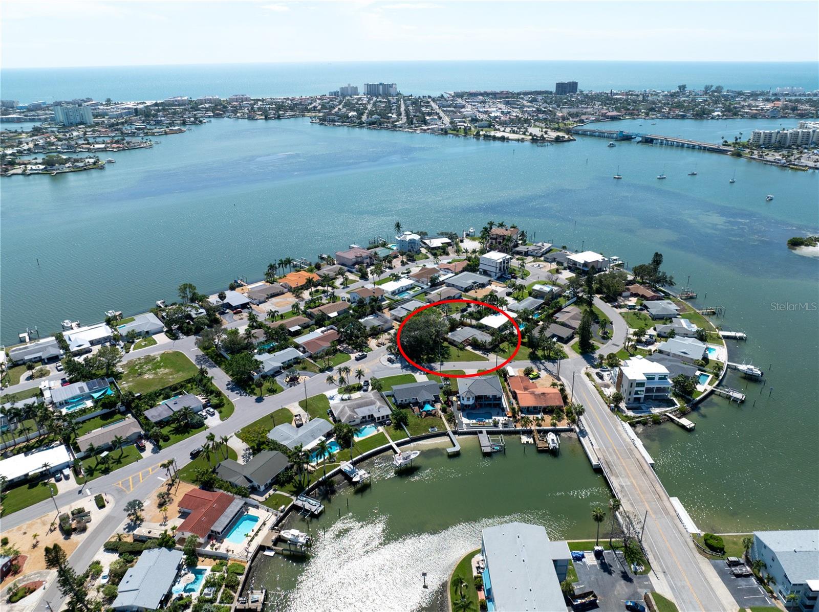 Image 59 of 81 For 6903 Shore Drive S