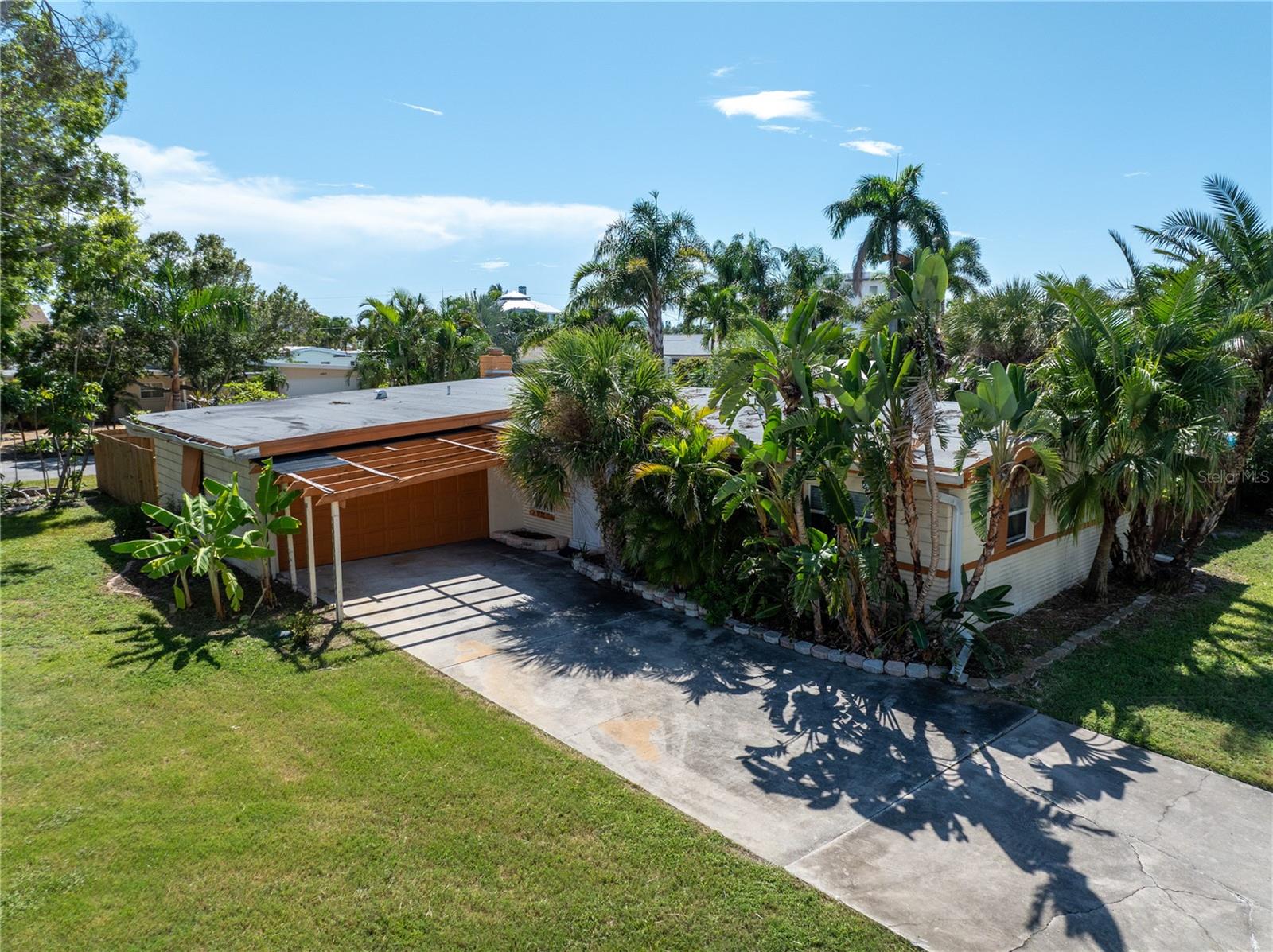 Image 68 of 81 For 6903 Shore Drive S