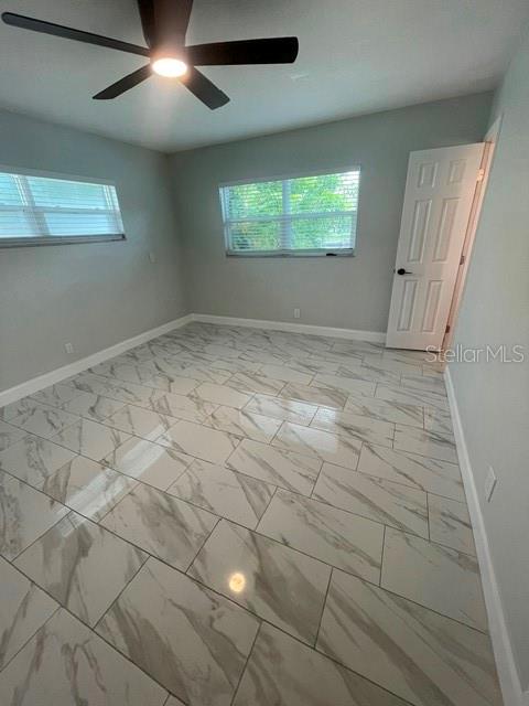 Image 16 of 60 For 1019 Spindle Palm Way