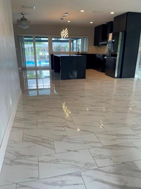 Image 2 of 60 For 1019 Spindle Palm Way