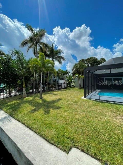 Image 52 of 60 For 1019 Spindle Palm Way