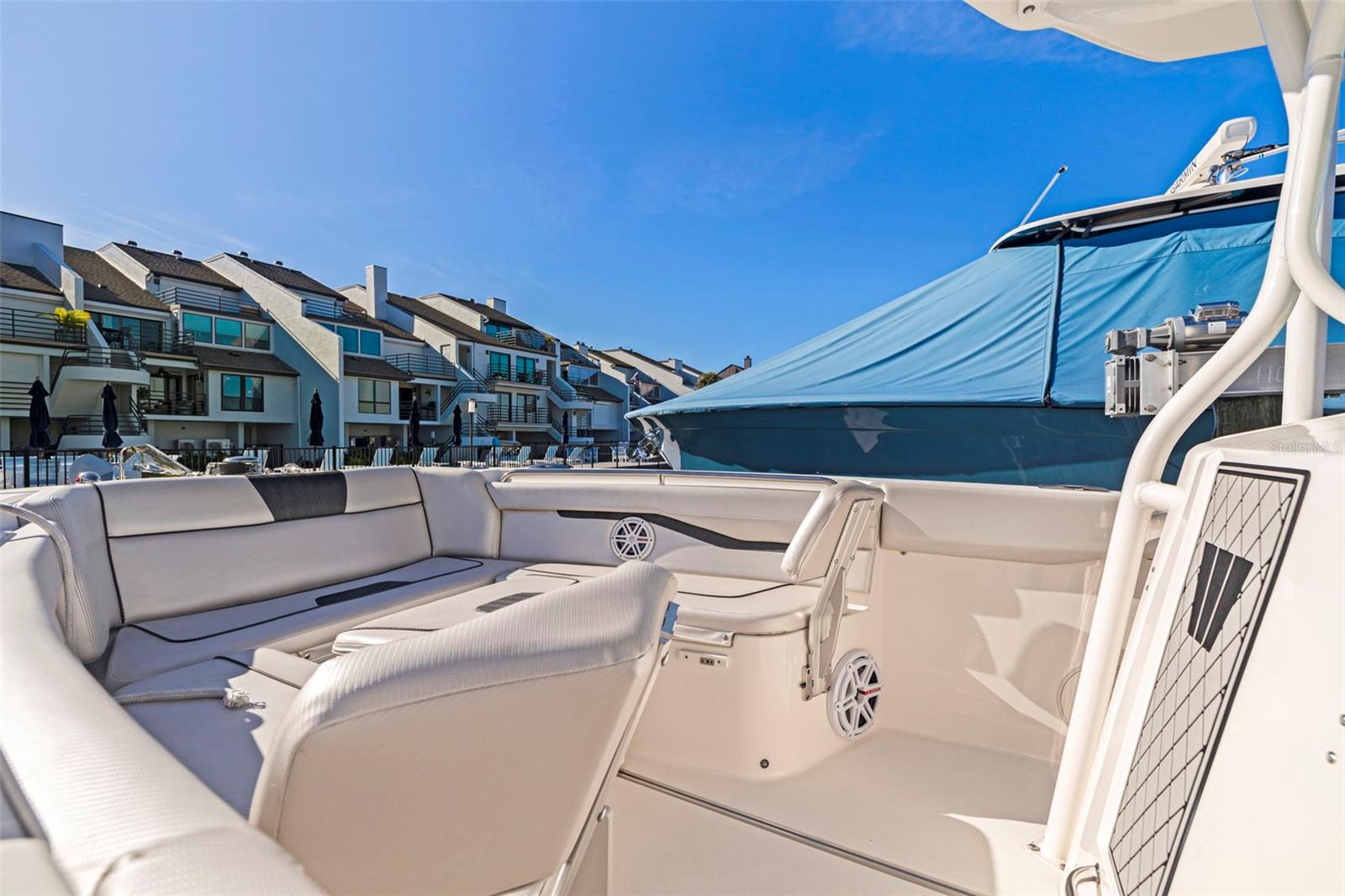Image 43 of 50 For 522 Pinellas Bayway S 107
