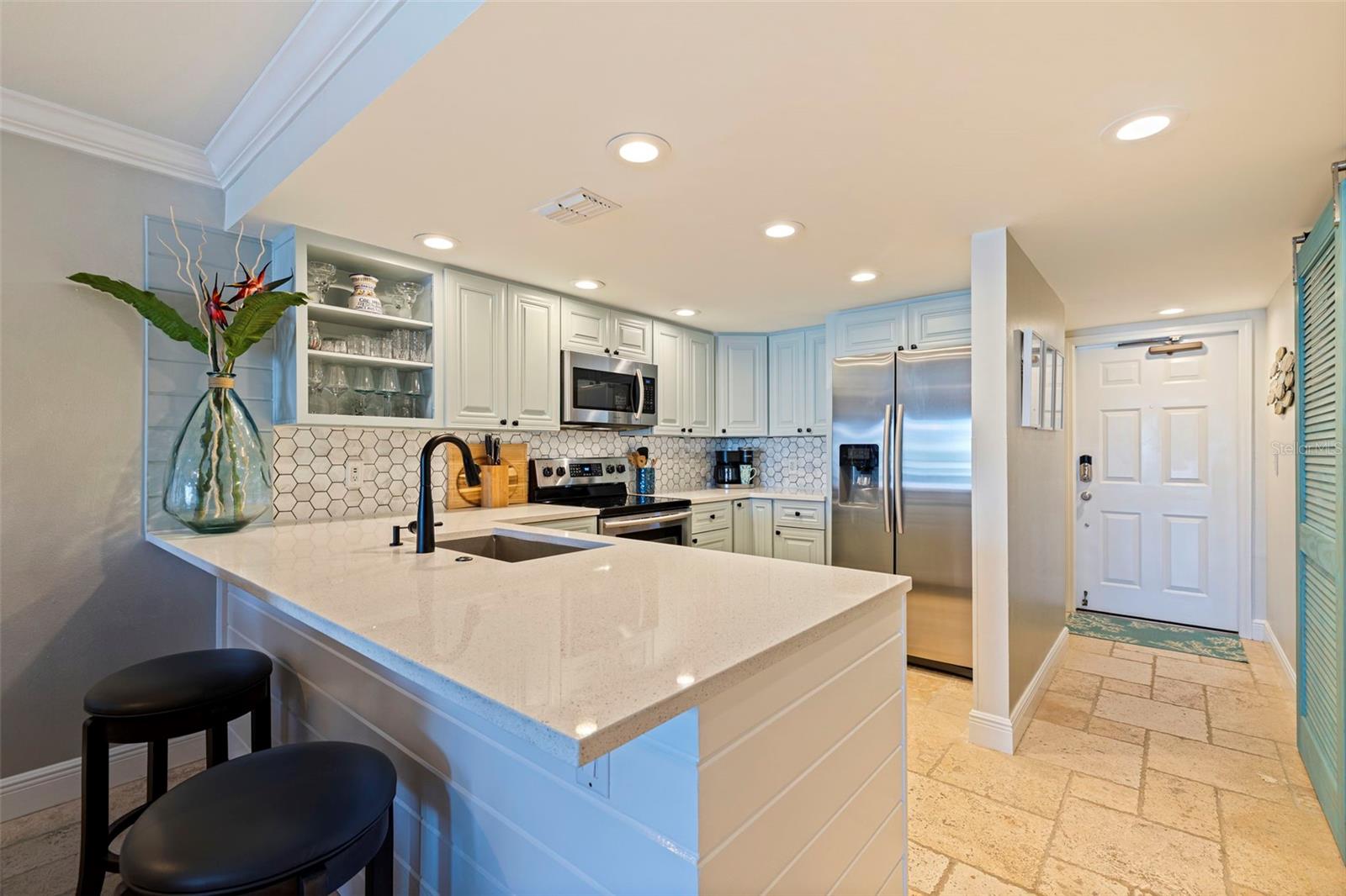 Image 9 of 50 For 522 Pinellas Bayway S 107