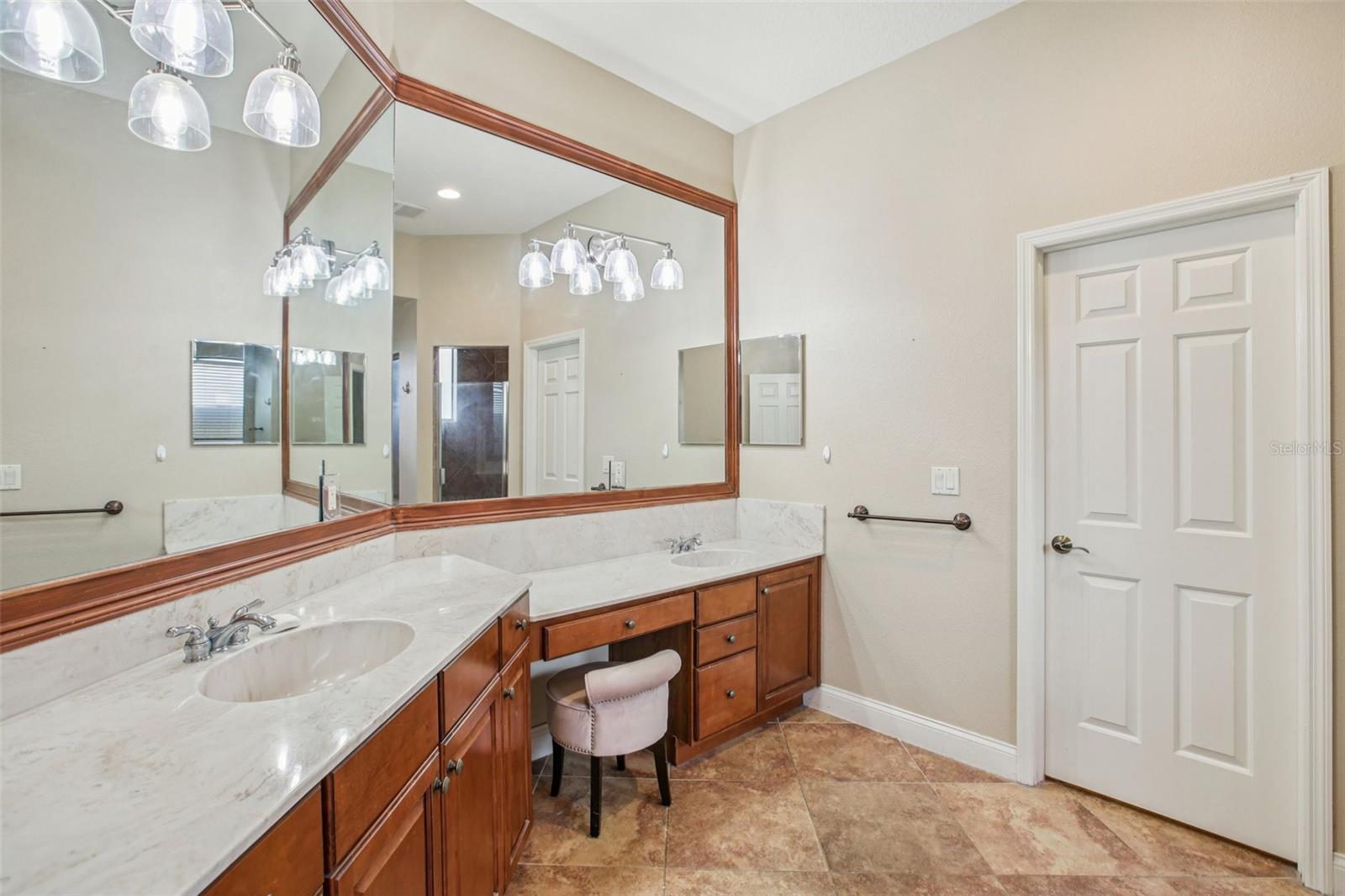 Image 19 of 46 For 12906 Red Cardinal Drive
