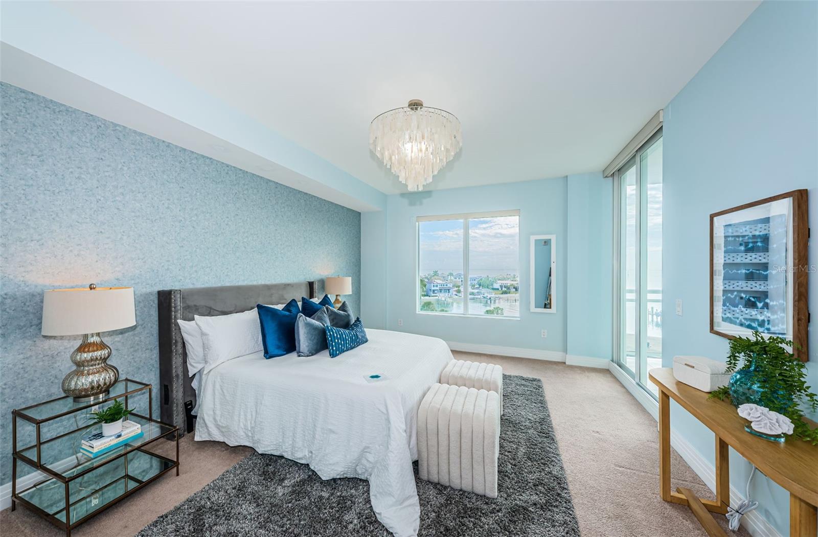 Image 18 of 47 For 1325 Snell Isle Boulevard Ne 611