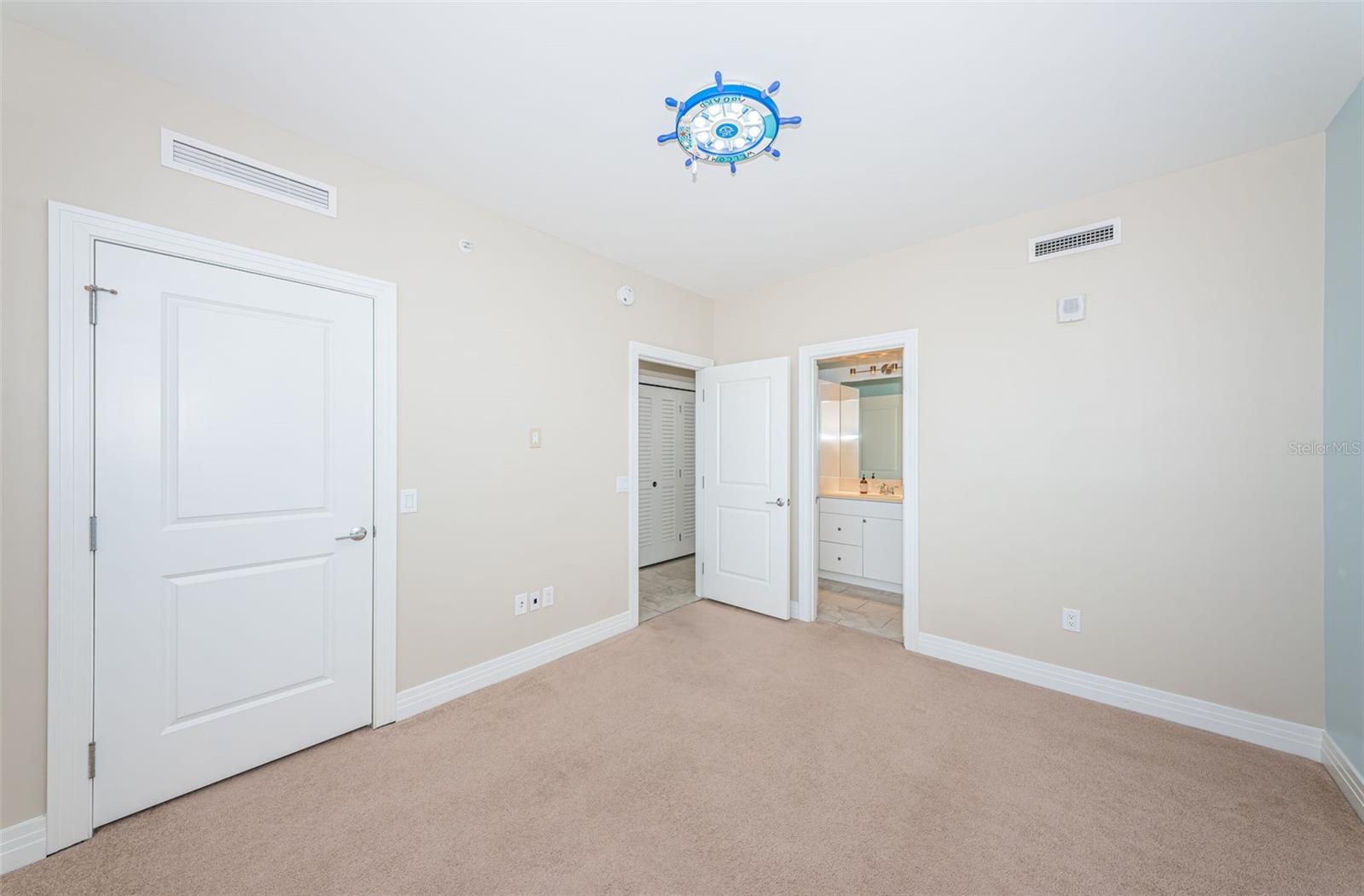 Image 24 of 47 For 1325 Snell Isle Boulevard Ne 611