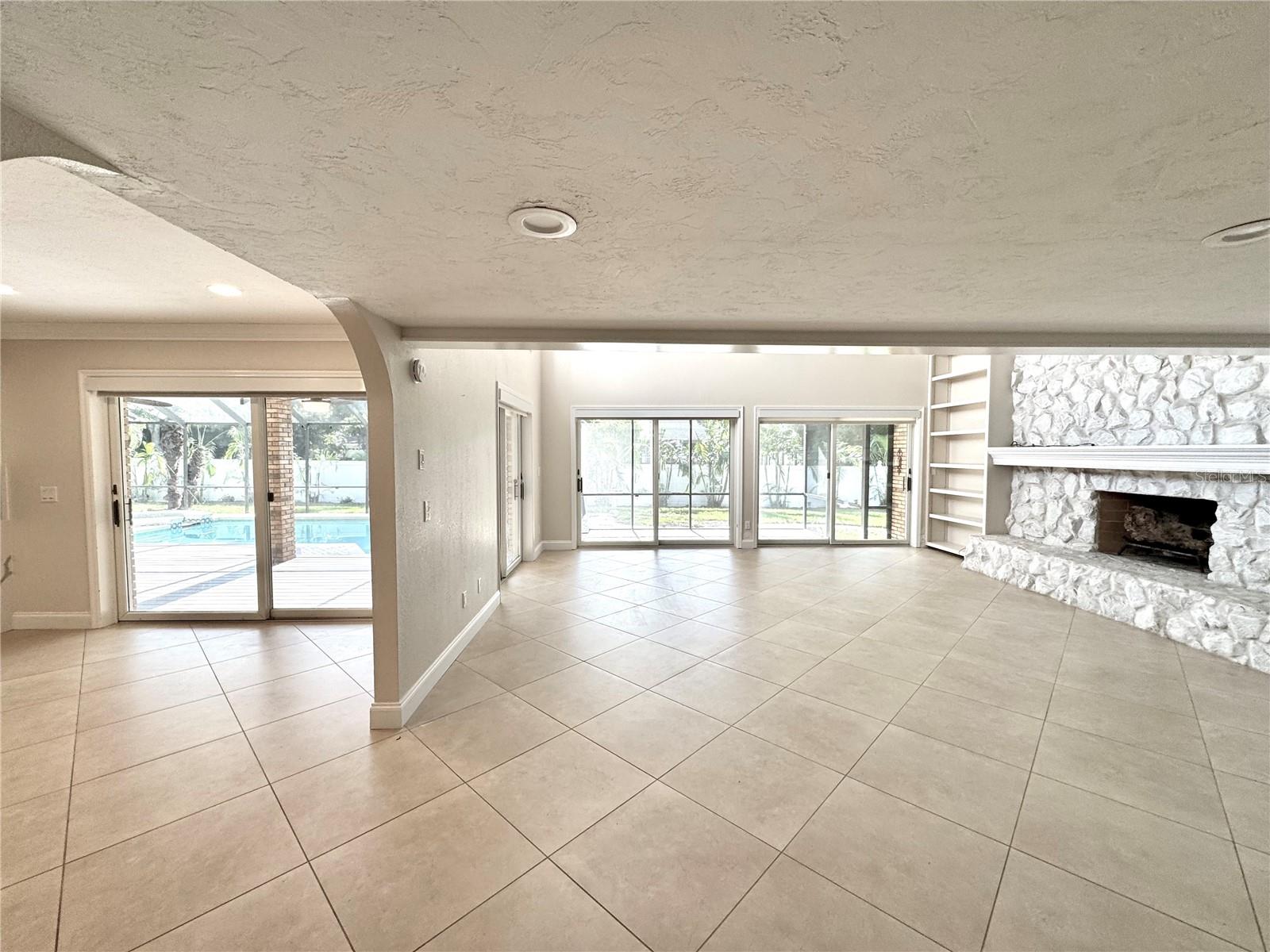 Image 10 of 53 For 7315 Hunt Club Lane