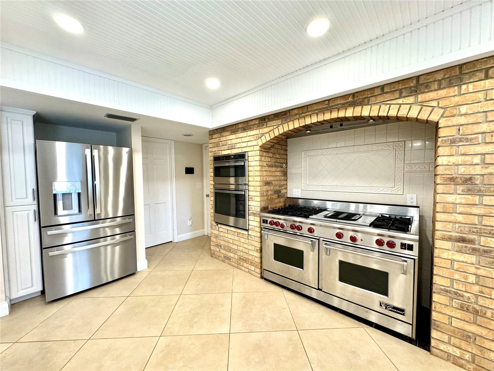 Image 6 of 53 For 7315 Hunt Club Lane